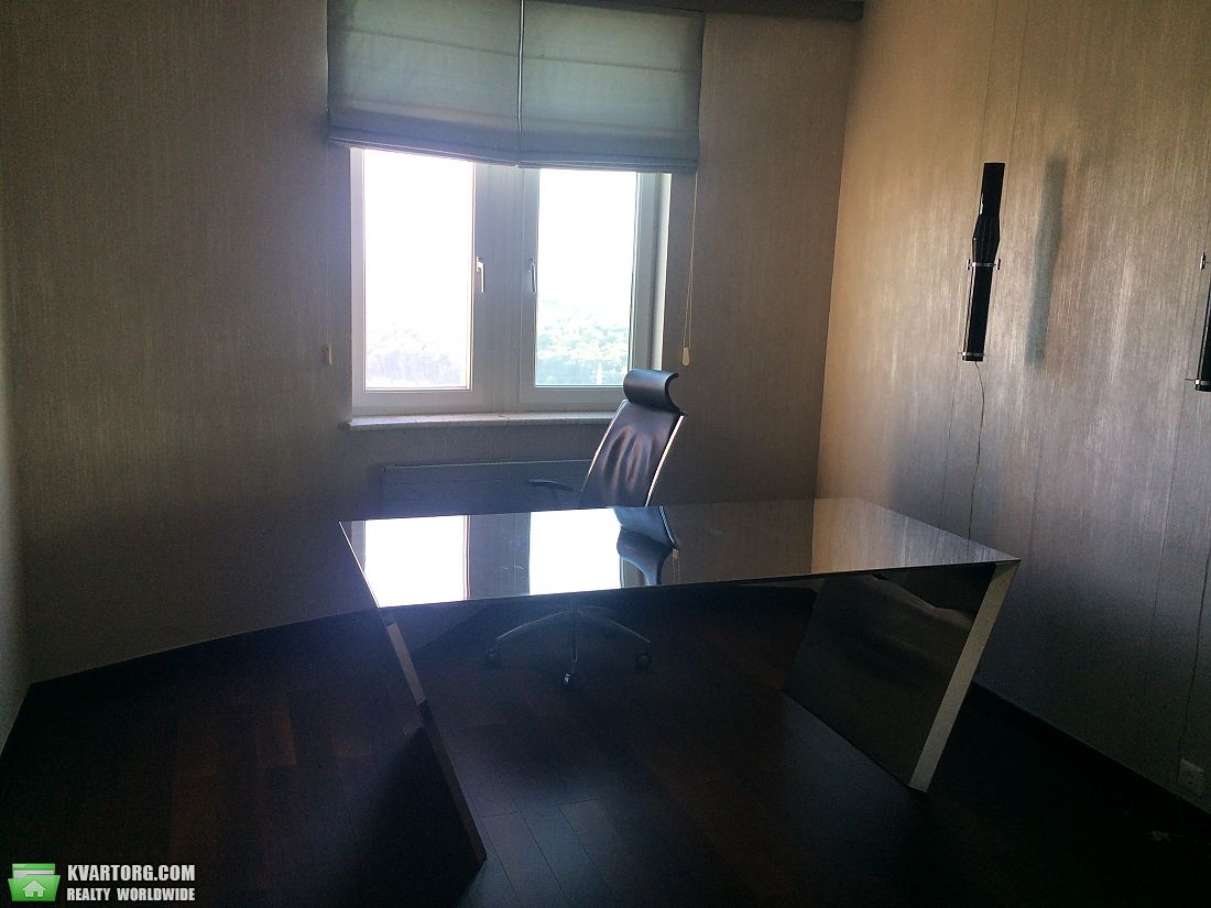 Sell 3-room apartment. Киев,  Зверинецкая — photo 2