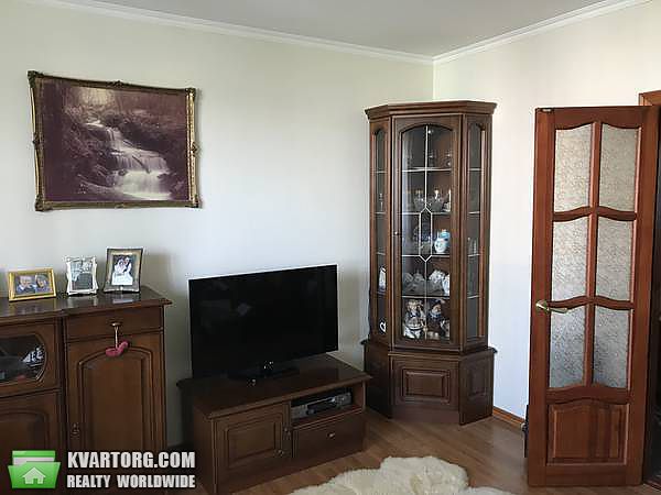 Sell 3-room apartment. Киев,  Стратегическое шоссе — photo 2