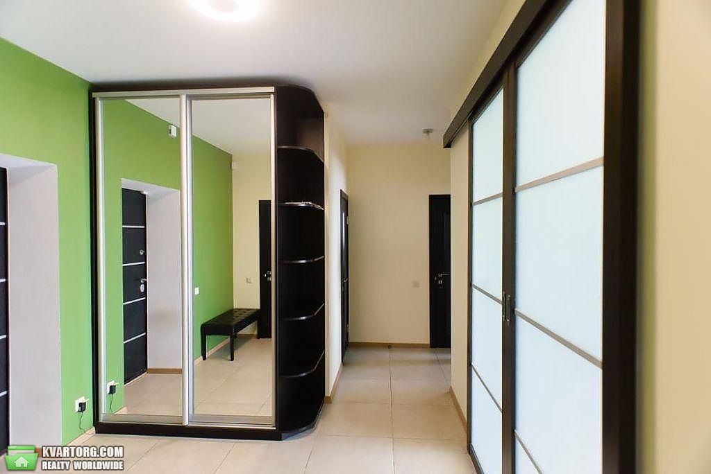 Rent out 2-room apartment. Киев,  Лабораторный пер — photo 9