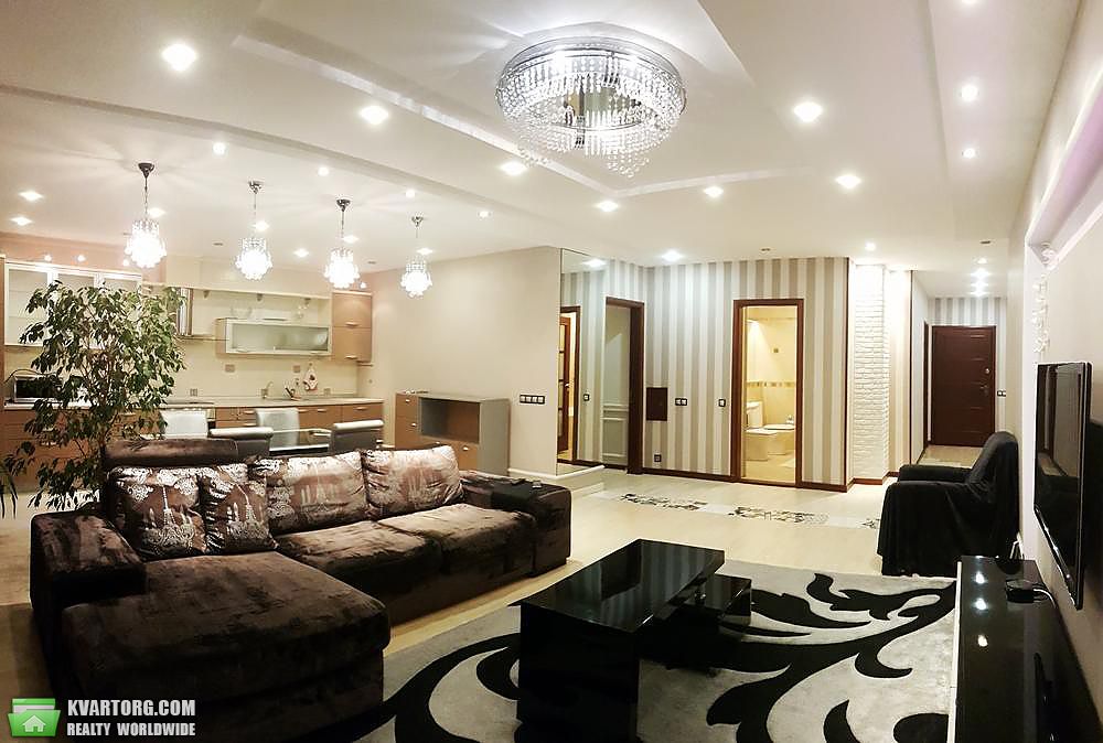 Rent out 3-room apartment. Киев,  Мирного Панаса — photo 2