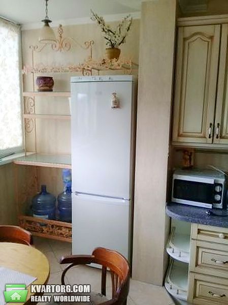 Rent out 2-room apartment. Киев,  Голосеевская — photo 4