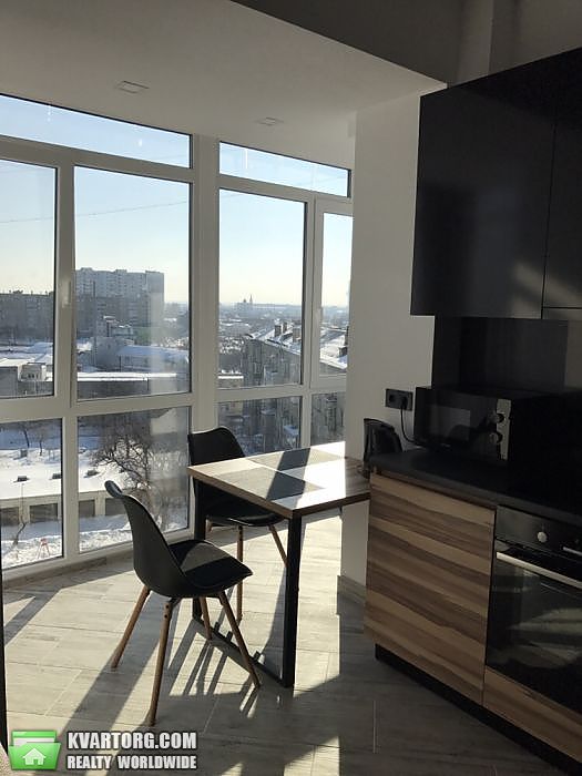 Rent out 2-room apartment. Харьков, пл. Павловская — photo 1
