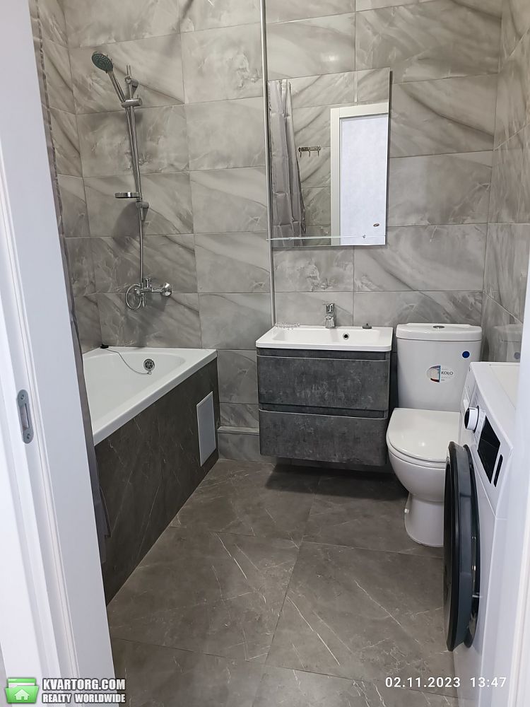 Rent out 1-room apartment. Киев, Зодчих — photo 7