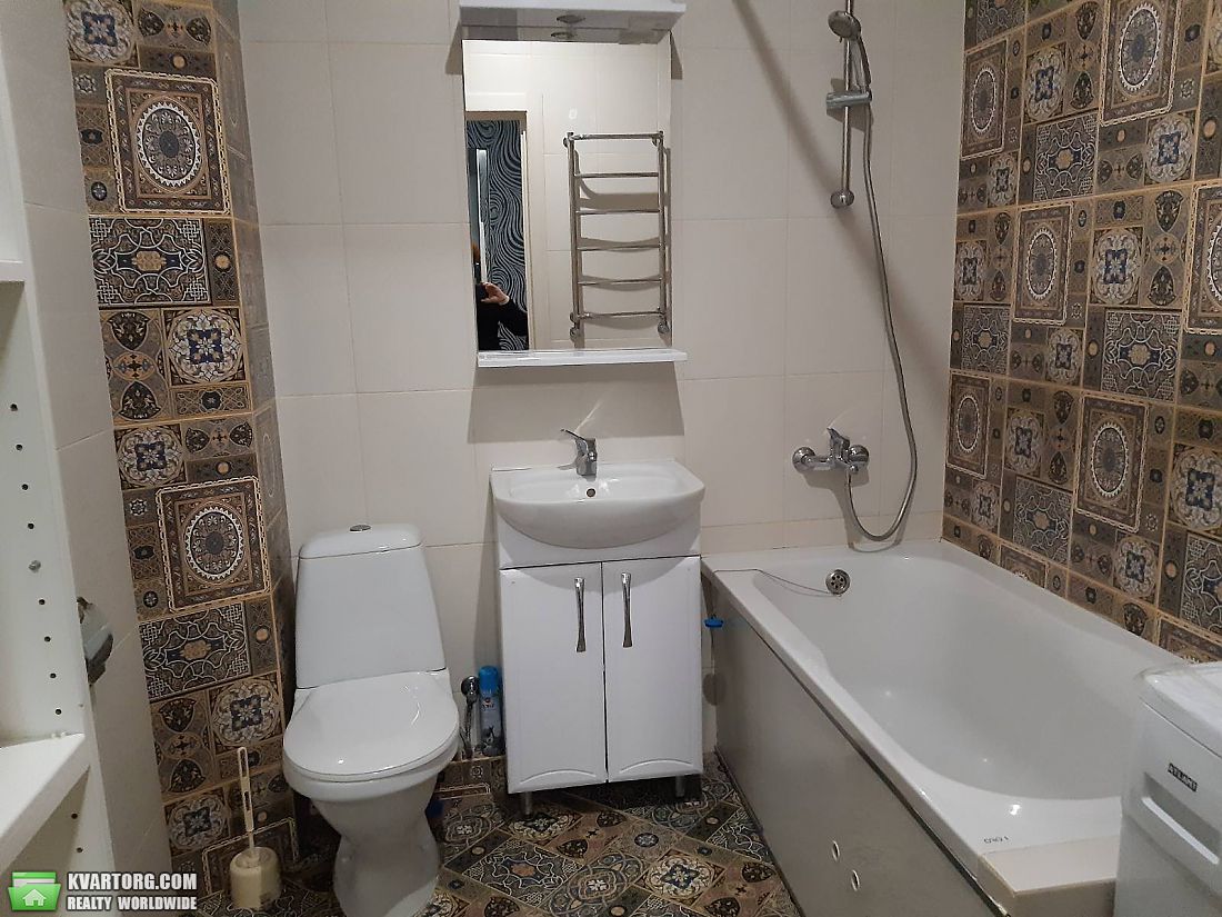 Rent out 1-room apartment. Киев,  Пожарского — photo 9