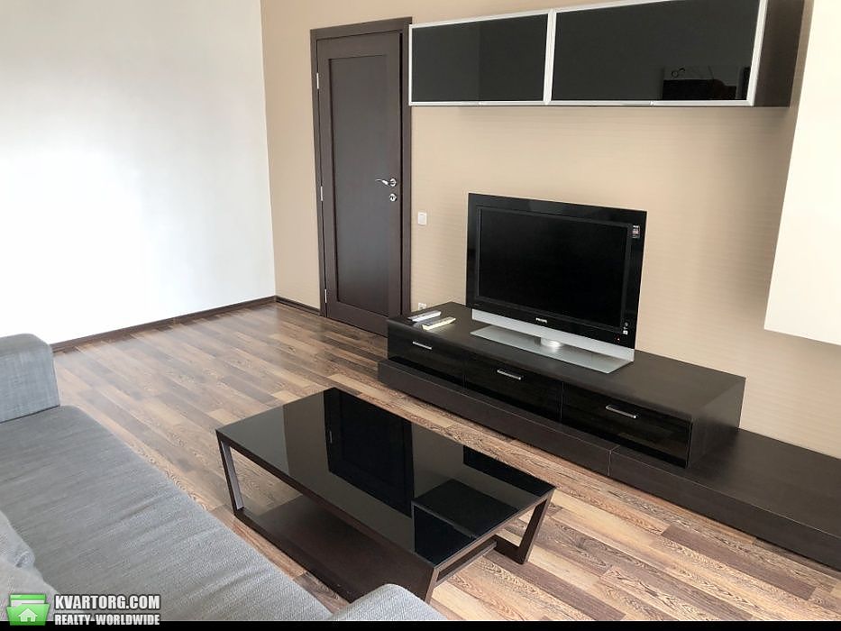 Rent out 2-room apartment. Киев,  Уборевича — photo 5