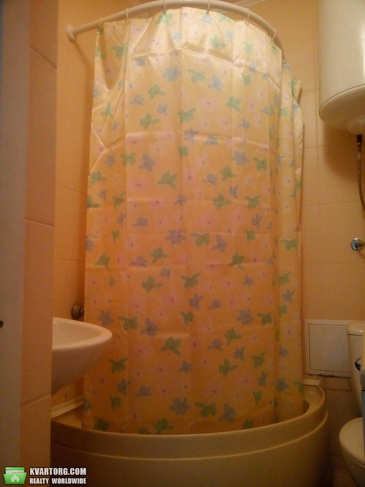 Sell 1-room apartment. Киев,  Малокитаевская — photo 2