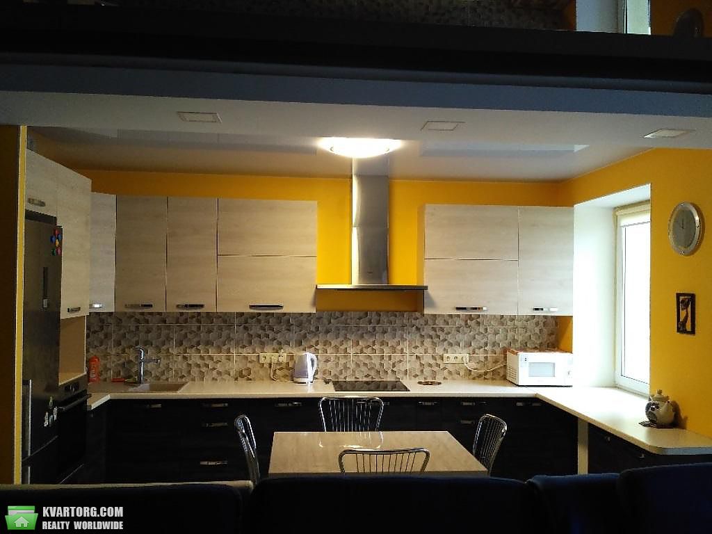 Rent out 4-room apartment. Киев,  Макеевская — photo 2