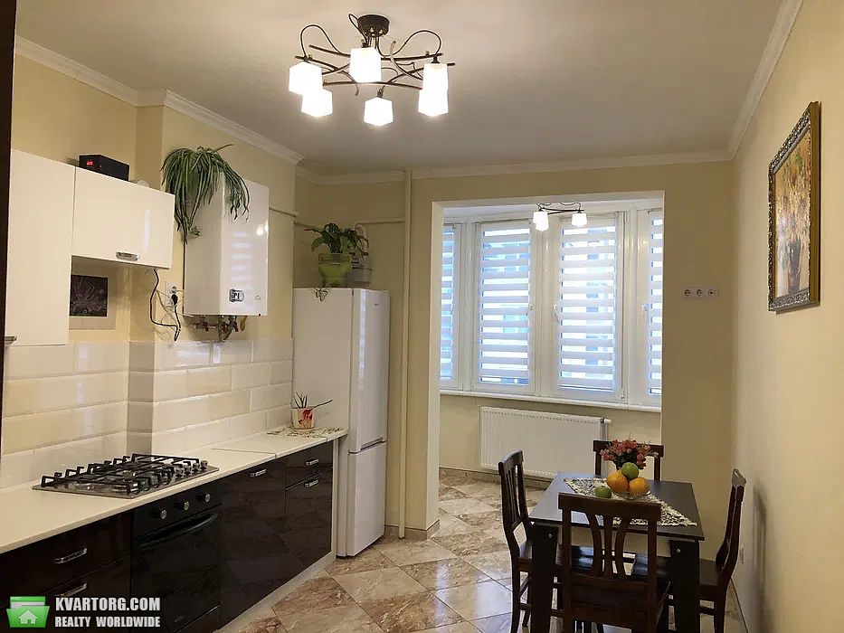 Rent out 1-room apartment. Львов, Червоної Калини — photo 1