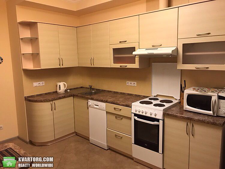 Rent out 2-room apartment. Киев,  Богдановская — photo 2