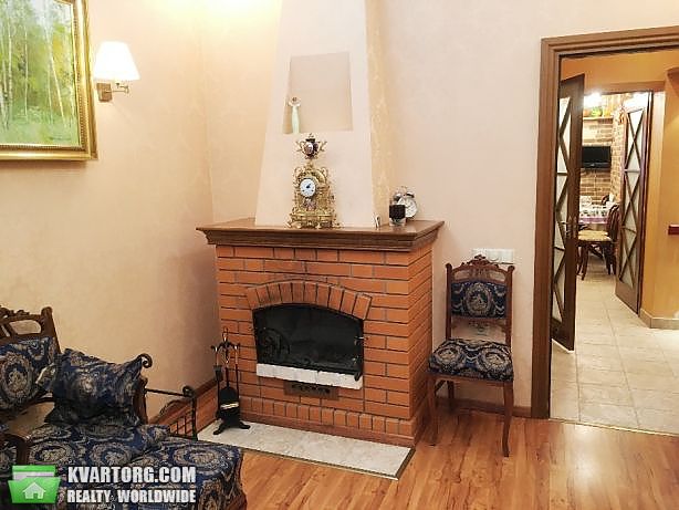 Rent out 5-room apartment. Киев,  Франко — photo 1