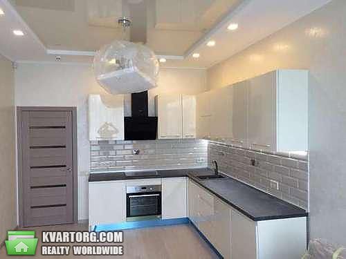 Sell 3-room apartment. Киев,  Драгомирова — photo 1
