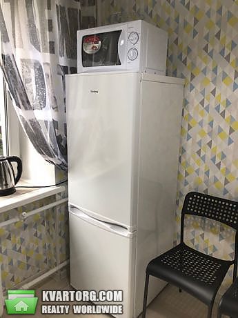Rent out 2-room apartment. Киев,  Белорусская — photo 5