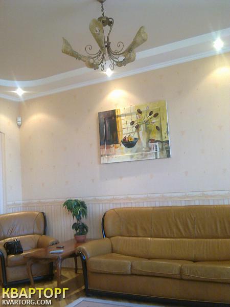 Rent out 3-room apartment. Киев,  Гарматная — photo 3