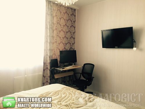 Sell 2-room apartment. Киев, Урловская — photo 2