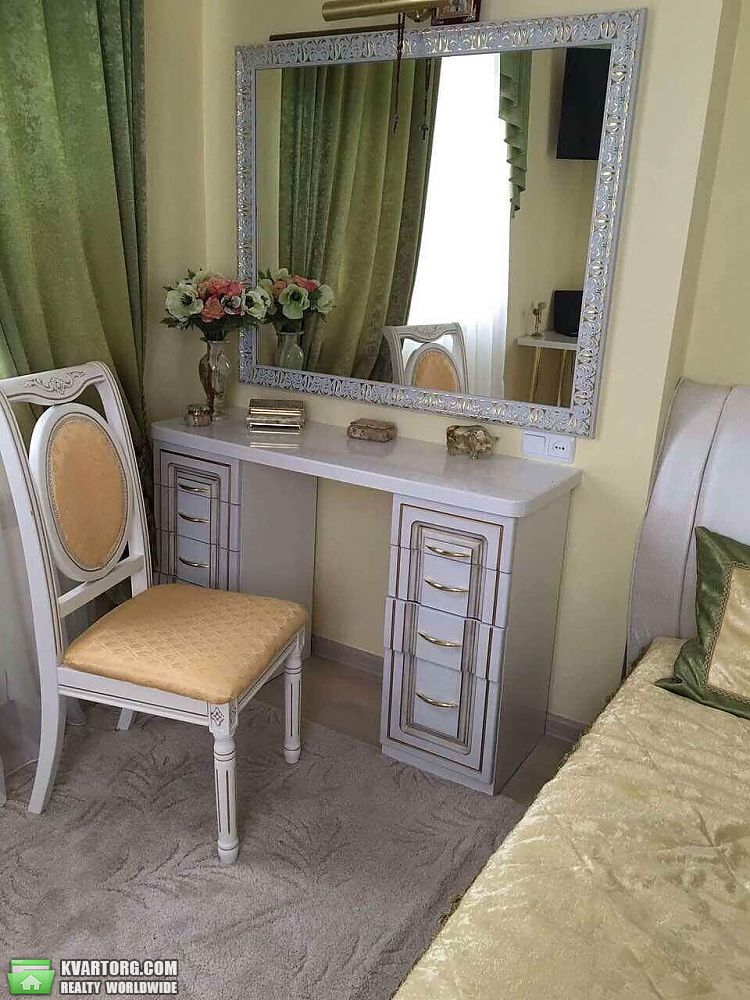 Rent out 3-room apartment. Киев,  Красногвардейская — photo 2
