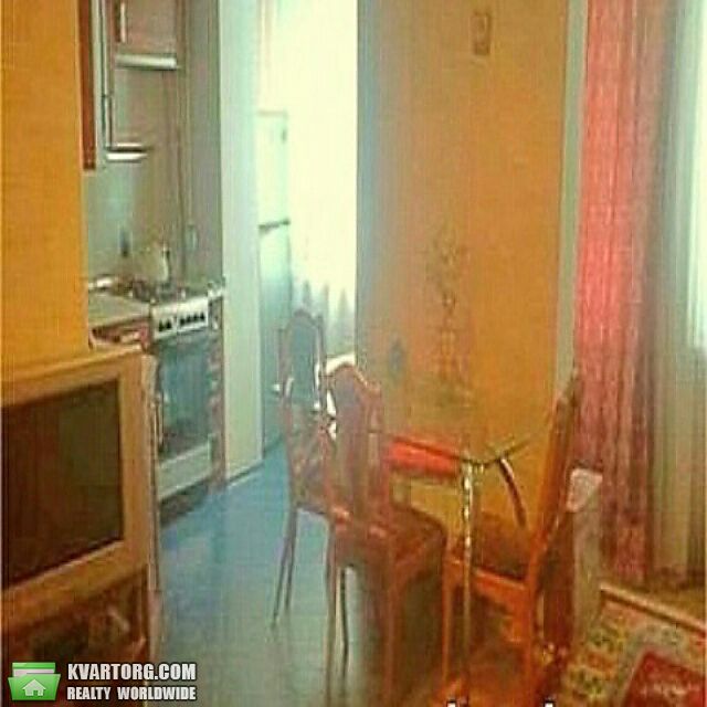 Rent out 1-room apartment. Киев, ул Тычины — photo 1