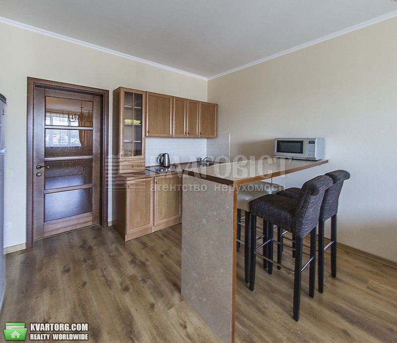 Rent out 3-room apartment. Киев,  Гоголевская — photo 2