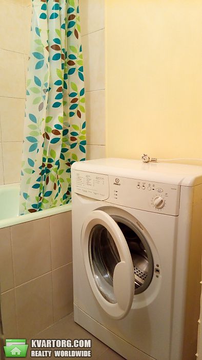 Rent out 1-room apartment. Киев, Свободы проспект — photo 8