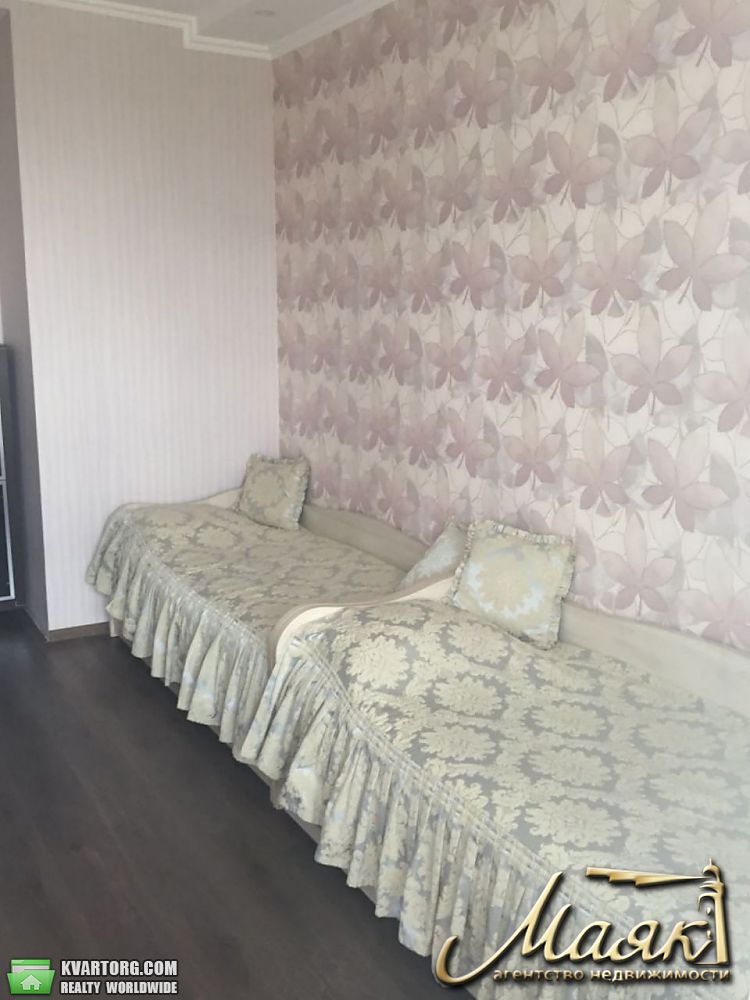 Sell 2-room apartment. Киев,  Щорса — photo 4