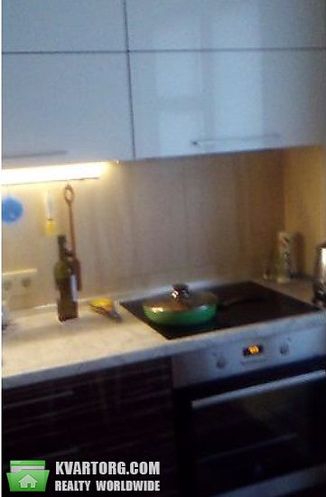 Rent out 2-room apartment. Киев,  Чернобыльская — photo 1