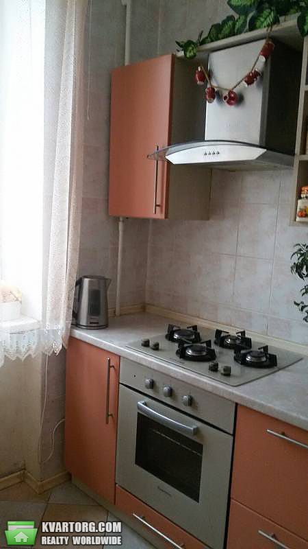 Sell 3-room apartment. Киев,  Питерская — photo 1