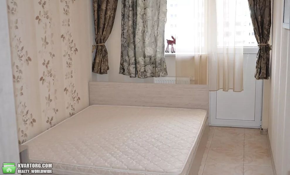 Rent out 2-room apartment. Киев,  Руданского — photo 2