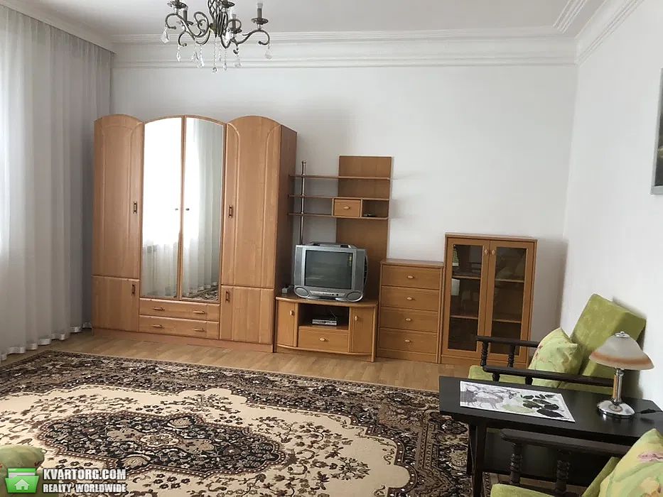 Rent out 2-room apartment. Киев, Жмеринская — photo 3