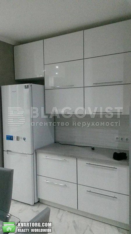 Rent out 2-room apartment. Киев,  Ломоносова — photo 6