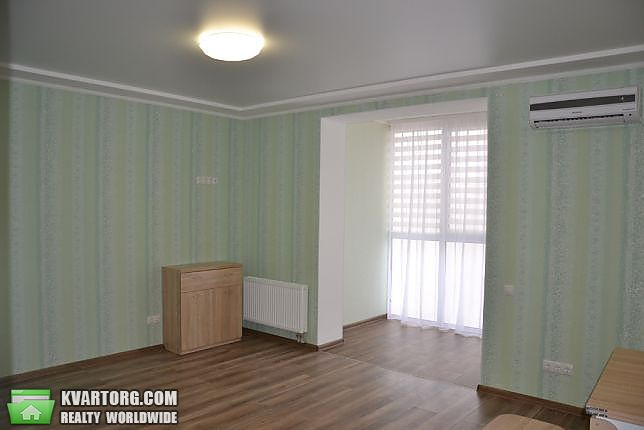 Rent out 1-room apartment. Киев,  Лебедева Николая — photo 4