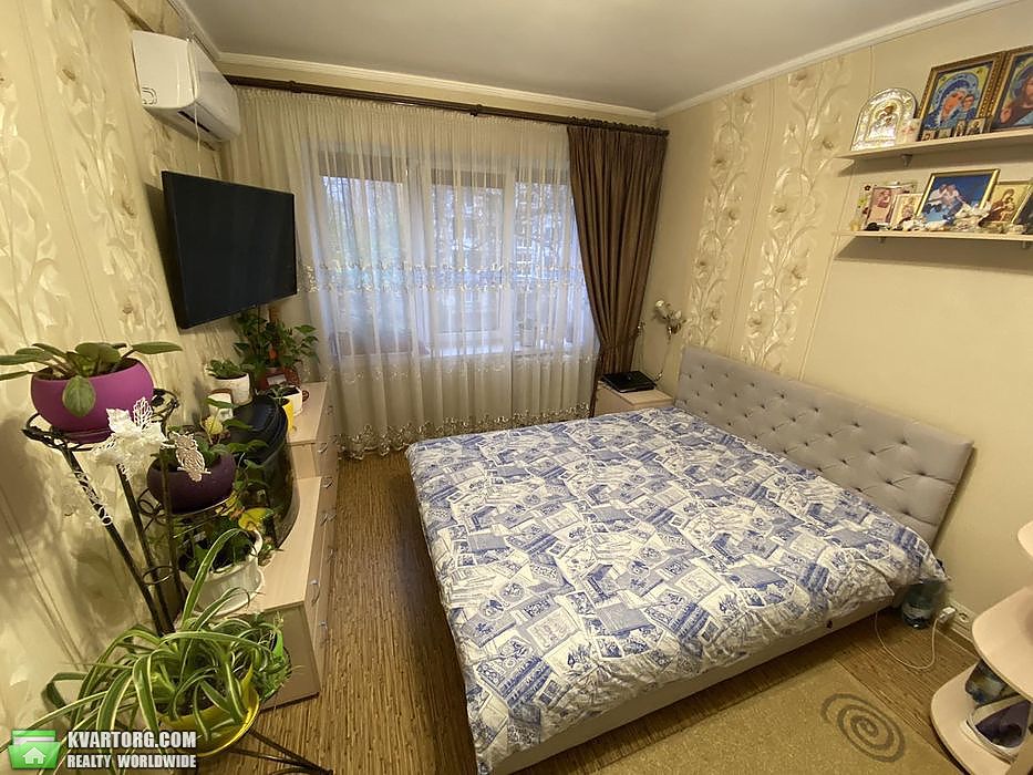Sell 2-room apartment. Киев,  Карбышева — photo 1