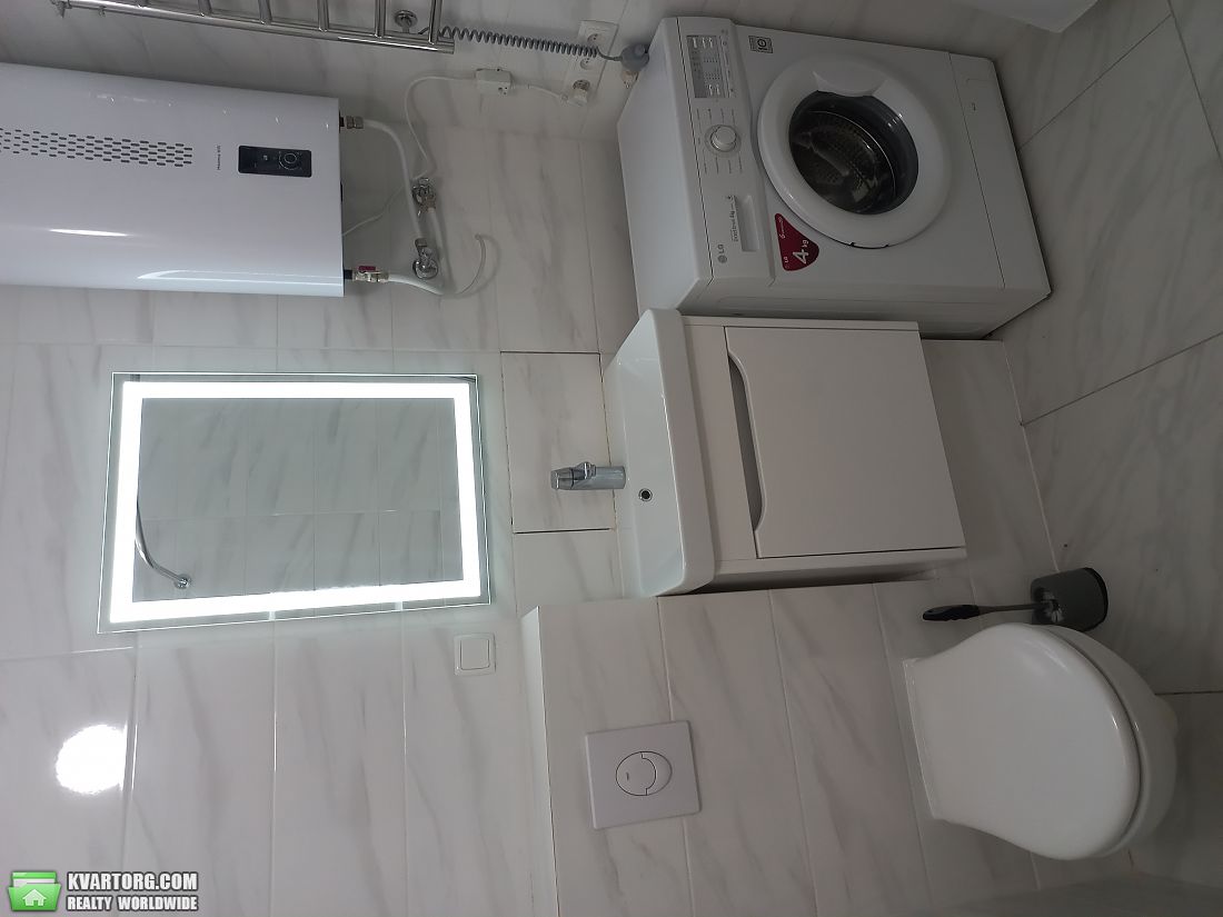 Rent out 1-room apartment. Киев,  Гоголевская — photo 9