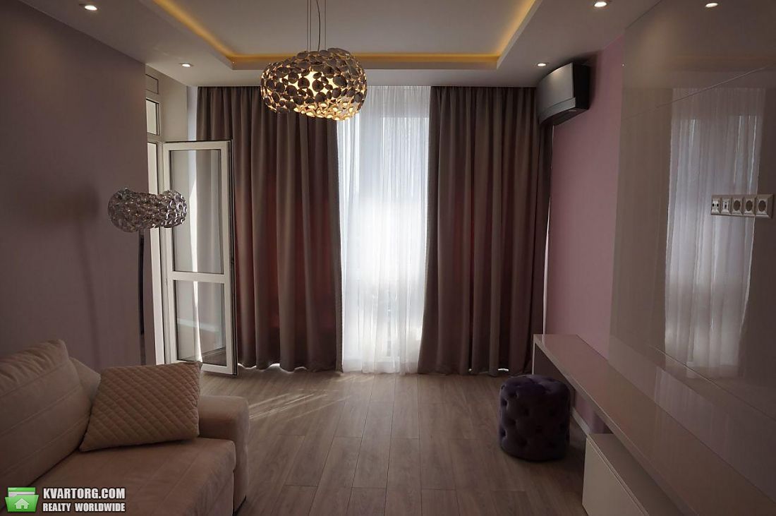 Rent out 3-room apartment. Киев,  Златоустовская — photo 7
