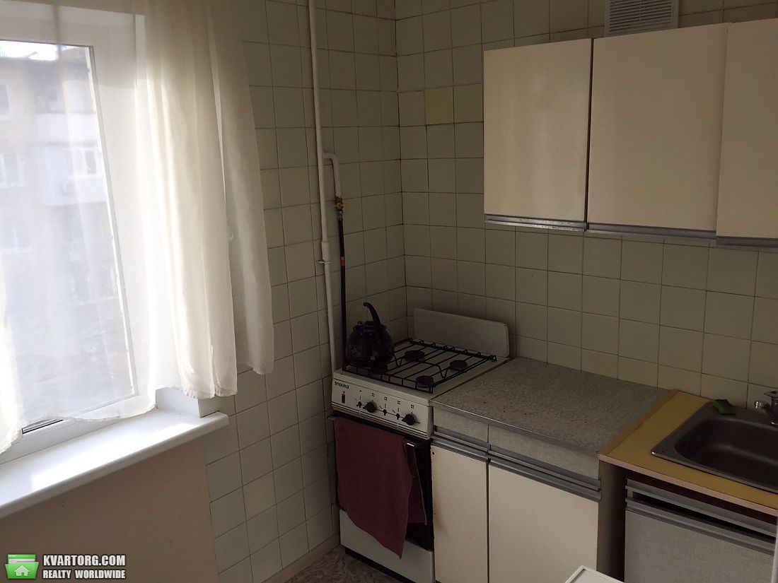 Rent out 1-room apartment. Киев,  Курчатова — photo 3