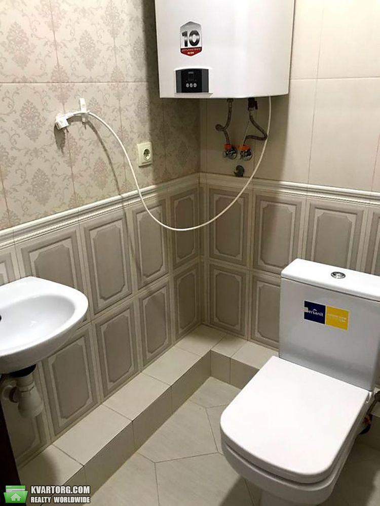 Rent out 3-room apartment. Киев,  Голосеевский пр — photo 9