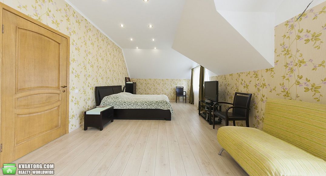 Sell house. Киев,  Лесная — photo 3