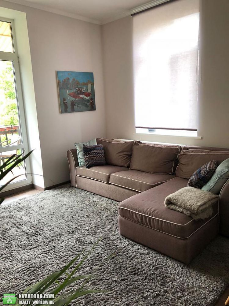 Rent out 3-room apartment. Киев,  Гончара — photo 1