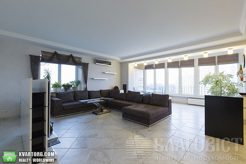 Sell 3-room apartment. Киев, Панельная — photo 7