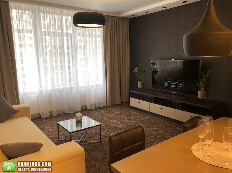 Rent out 3-room apartment. Киев, Драгомирова ул. — photo 7