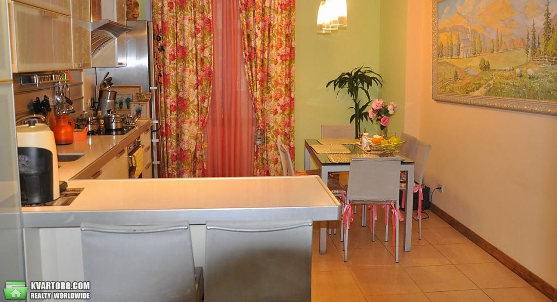 Rent out 4-room apartment. Киев,  Старонаводницкая — photo 6