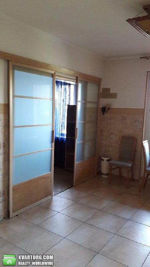 Sell 3-room apartment. Киев,  Харьковское шоссе — photo 1