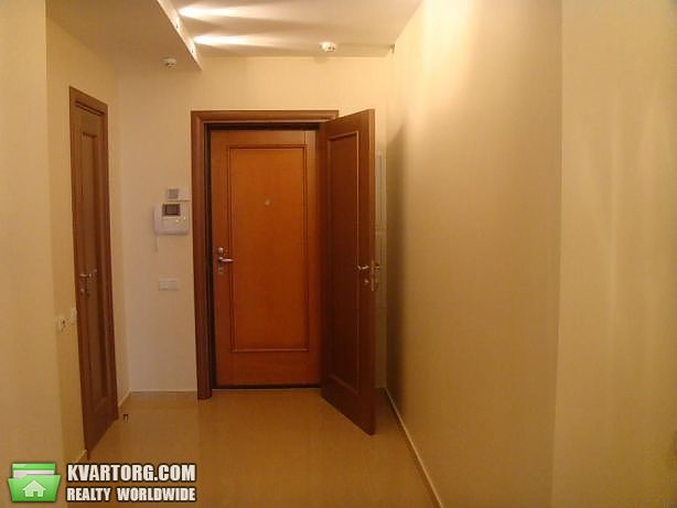 Rent out 3-room apartment. Киев, лобановского — photo 10