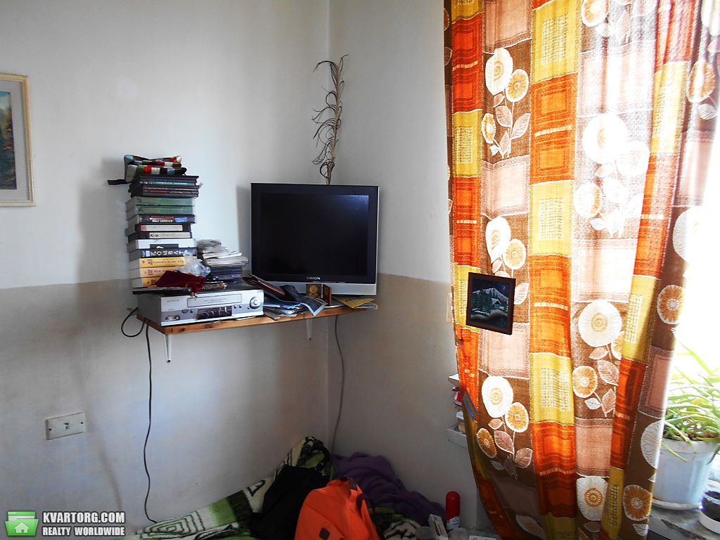 Sell 1-room apartment. Киев,  Суворова — photo 1