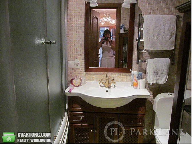Sell 2-room apartment. Киев,  Салютная — photo 6