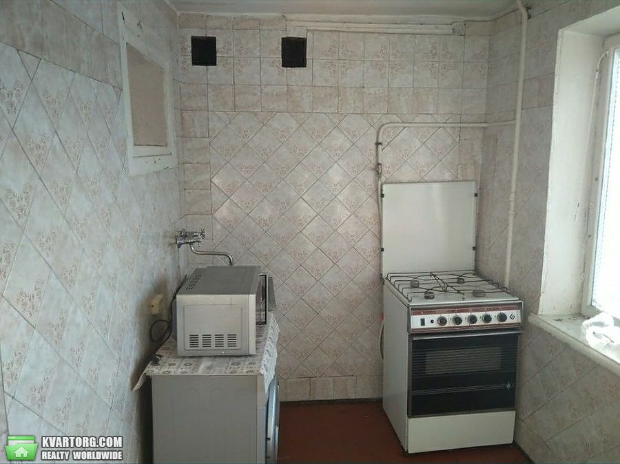 Sell 2-room apartment. Киев,  Космическая — photo 1