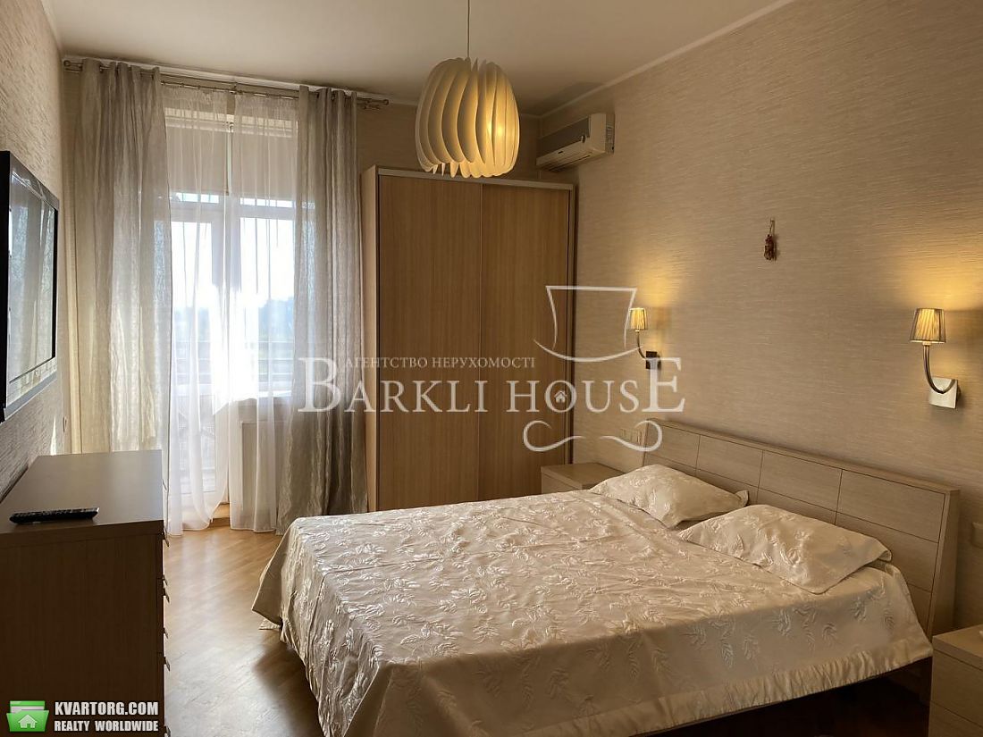 Rent out 2-room apartment. Киев,  Леси Украинки бул — photo 5