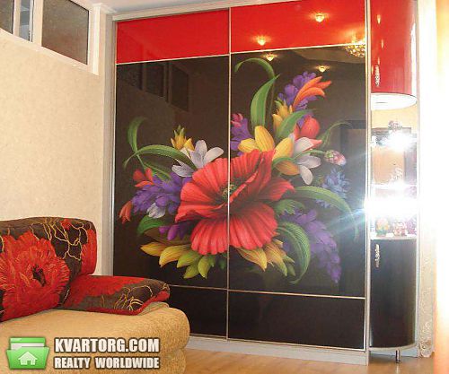 Sell 3-room apartment. Киев, Ломоносова — photo 1