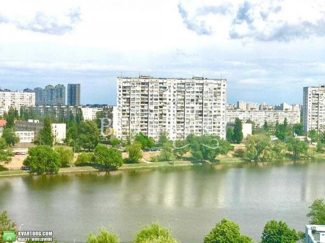 Rent out 2-room apartment. Киев,  Тычины пр — photo 9