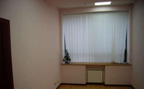 Rent out office. Киев, Оболонский просп. — photo 4