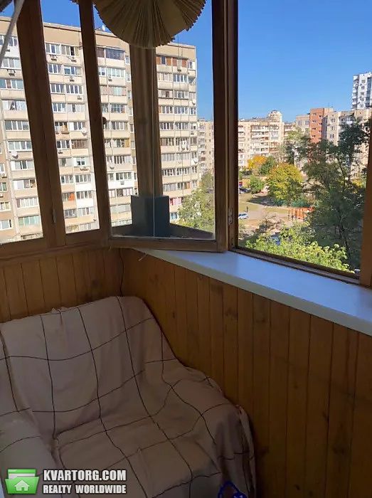 Rent out 1-room apartment. Киев,  Героев Днепра — photo 8