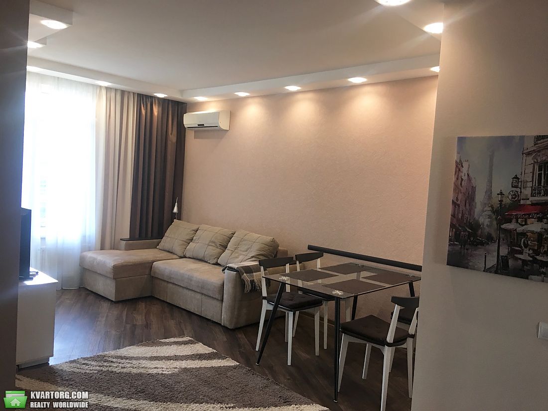 Rent out 2-room apartment. Киев, Златоустовская — photo 2